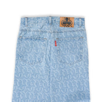 CLUB LOGO MONOGRAM DENIM JEANS (LIGHT WASH BLUE)