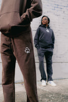 CLUB LOGO OPEN HEM SWEATPANTS (MOCHA)